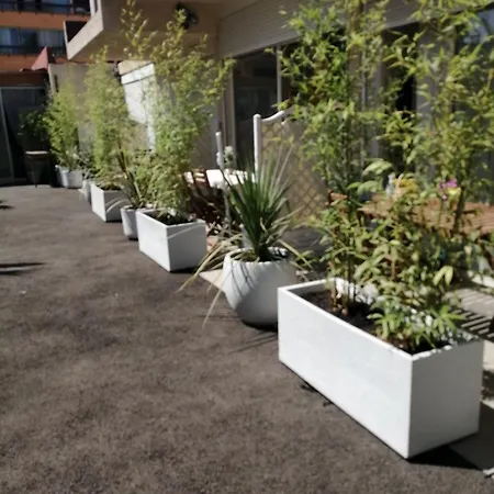 Asklan アパート ボルム・レ・ミモザ